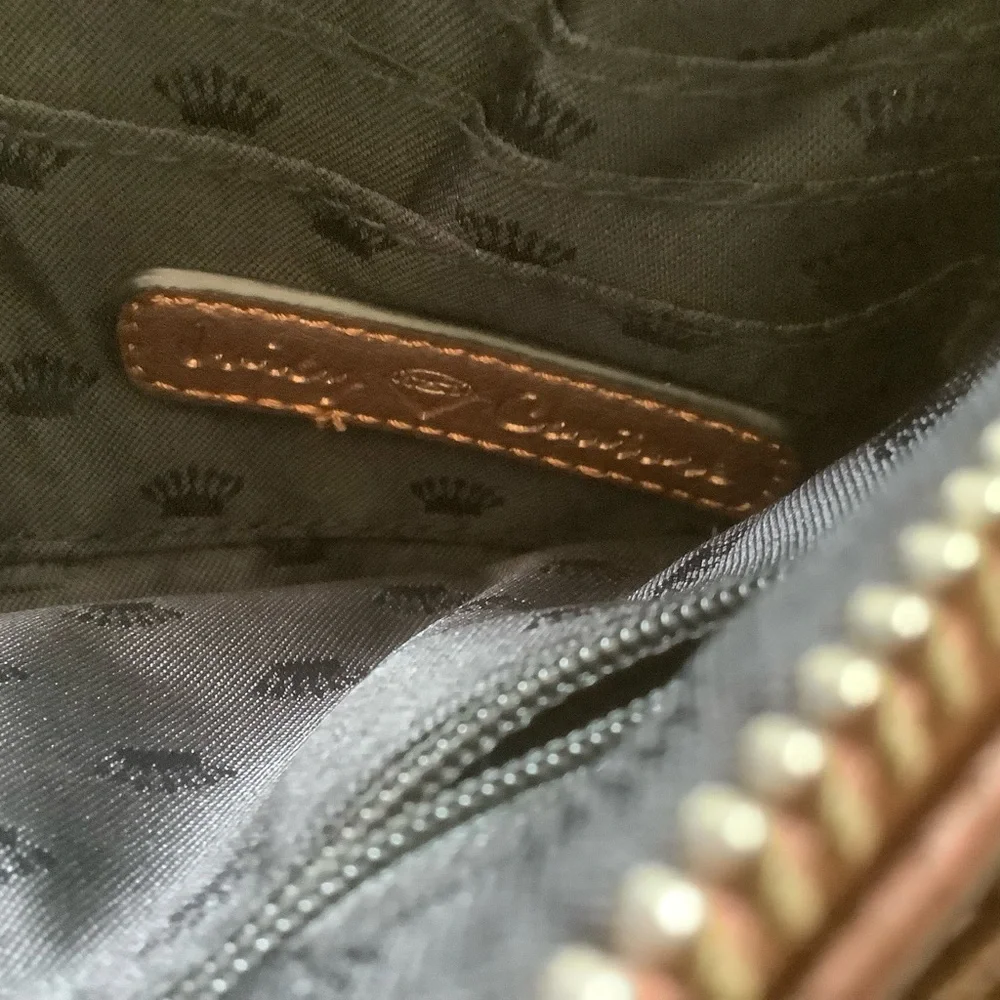 Juicy couture mini purse bag clutch wristlet gold pvc faux leather embosssed